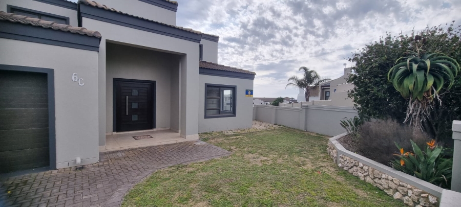 4 Bedroom Property for Sale in Country Club Western Cape